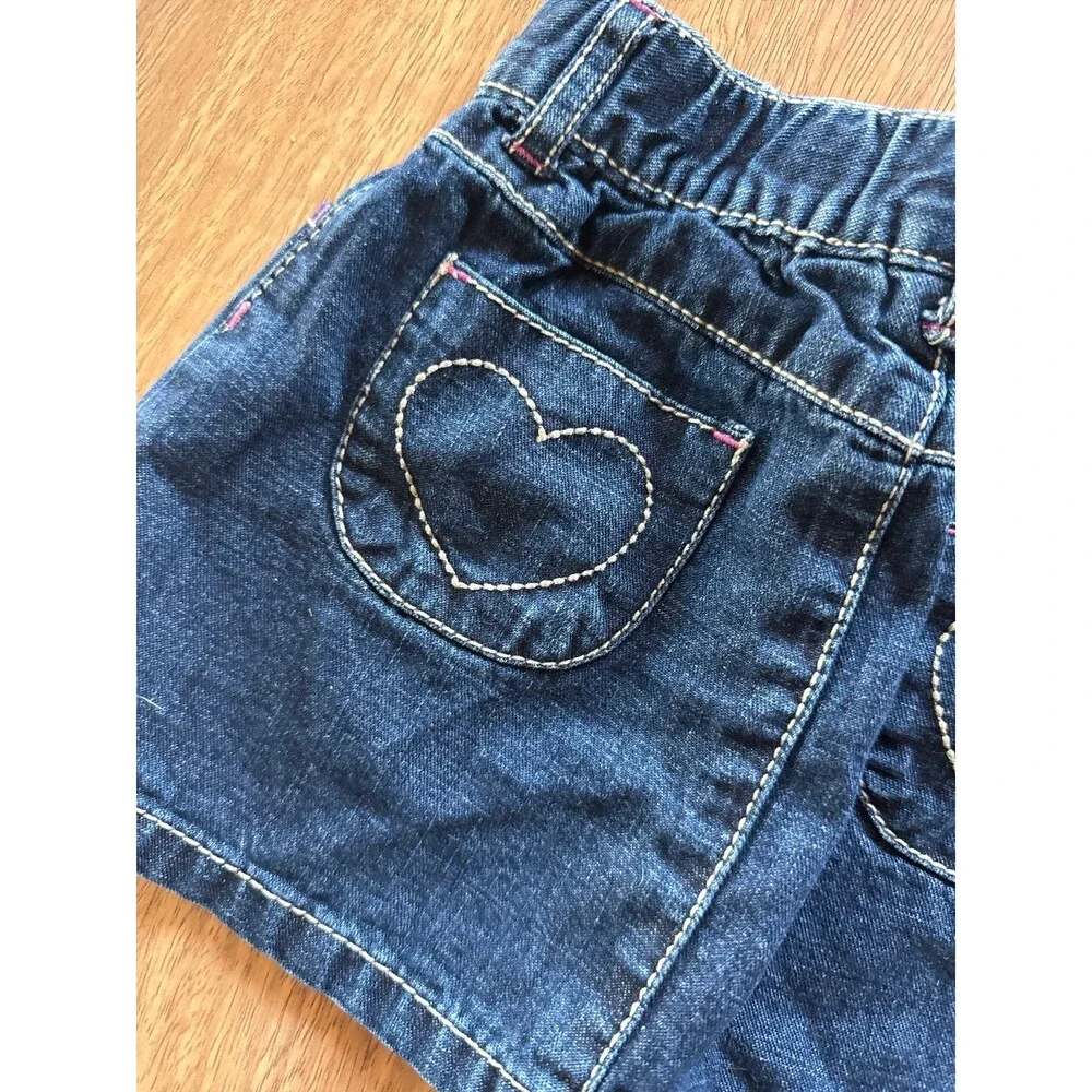 GYMBOREE girls denim skirt with heart buttons and heart stitch pockets